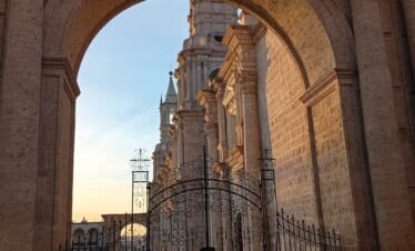 🏛️ Tour General Arequipa – Ciudad Blanca y Cultura Andina
