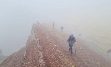 🌈 Palccoyo & Bosque de Piedras: Montañas de Colores Alternativas